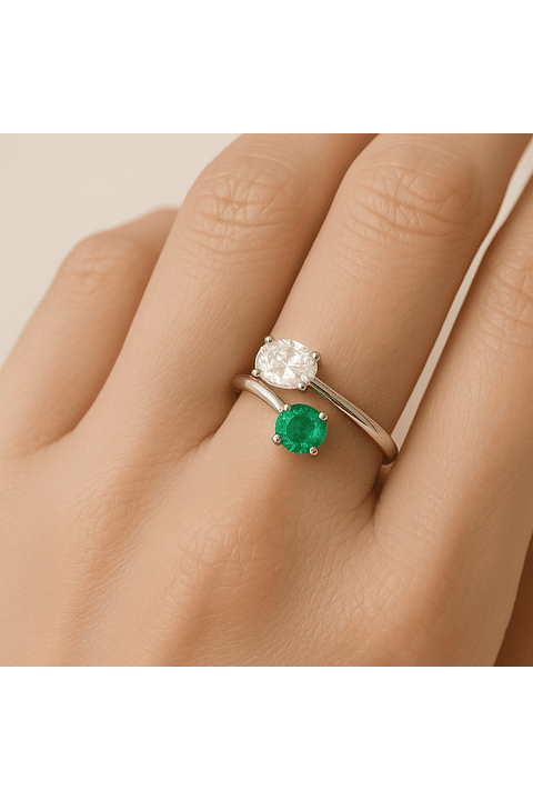 Anillo Preciosa Esmeralda y Diamante en Oro Blanco 18K