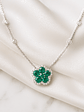 Collar Flor Esmeraldas y Diamante en Oro Blanco 18K - Miniatura 6