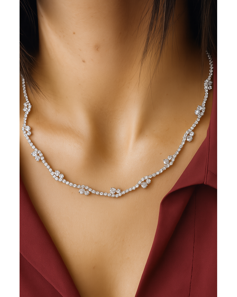 Maravilloso Collar de Diamantes en  Oro Blanco 18K