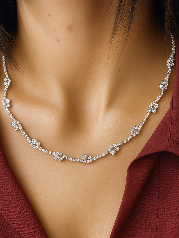 Maravilloso Collar de Diamantes en  Oro Blanco 18K 3