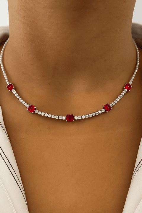 Exclusivo Collar de Lujo de Diamantes y Rubíes en Oro Blanco 18K