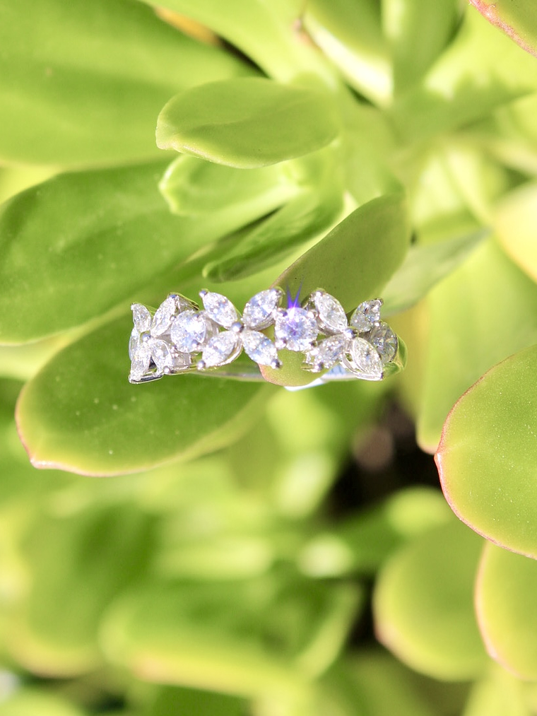 Anillo Cintillo Hada de Diamantes Naturales en Oro Amarillo 18K 3