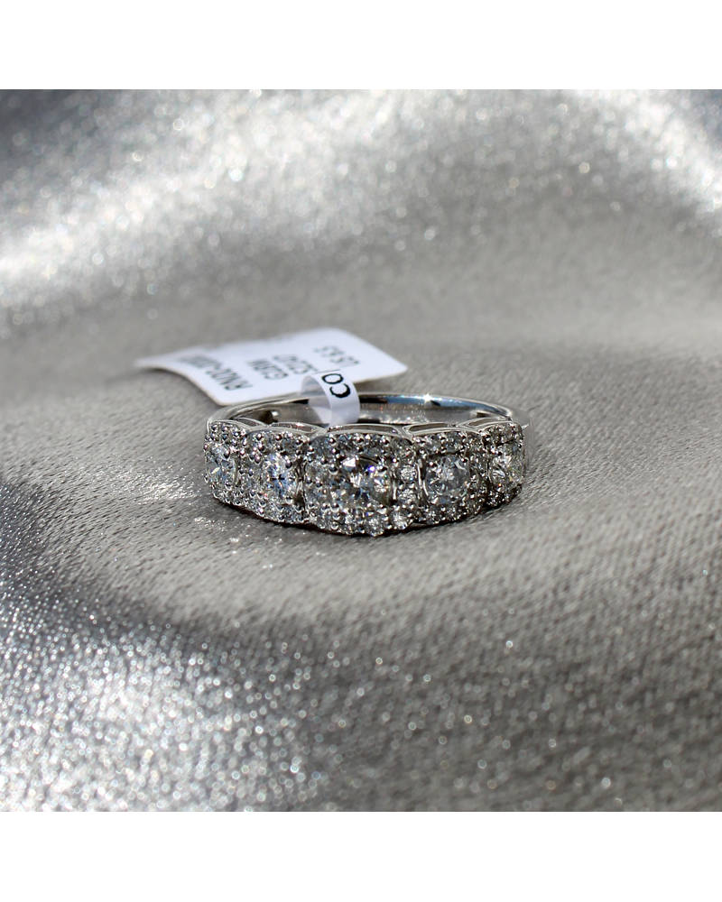 Anillo Cintillo Quintillo Halo Diamantes Oro Blanco 18K