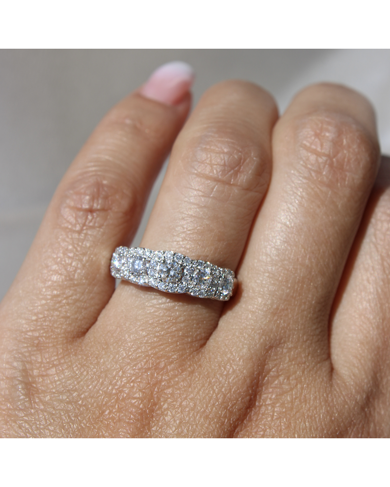 Anillo Cintillo Quintillo Halo Diamantes Oro Amarillo 18K