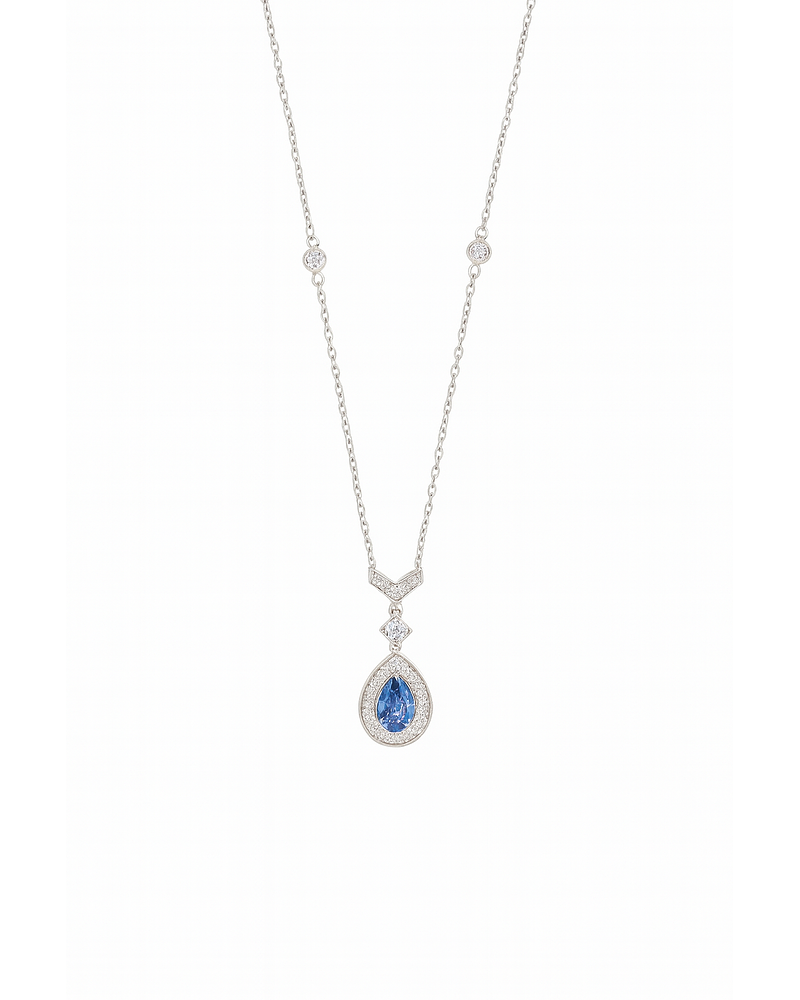 Maravilloso Collar Tanzanita y Diamantes en Oro Blanco 18K