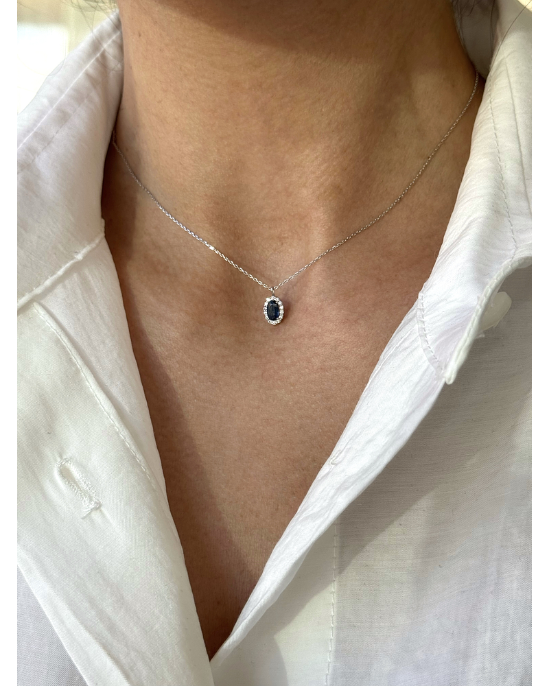Delicado Collar Zafiro y Diamantes en Oro Blanco 18K
