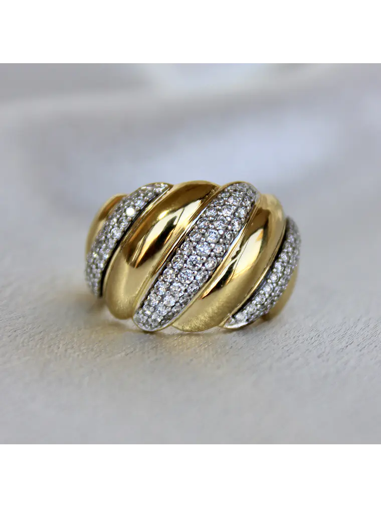 Imponente Maxi Anillo Diamantes y Oro Amarillo 18K 4