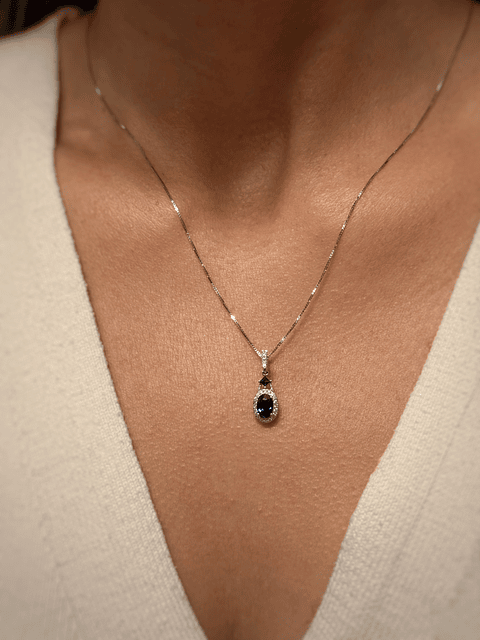 Collar Zafiros y Diamantes en Oro Blanco 18K