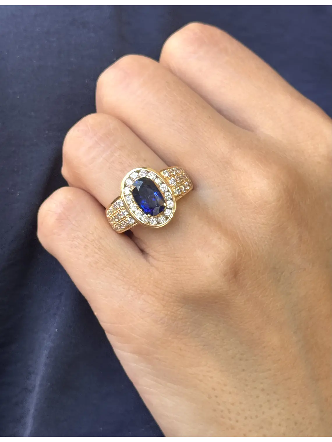 Gran Anillo Solitario Zafiro Azul Halo de Diamantes Naturales 3