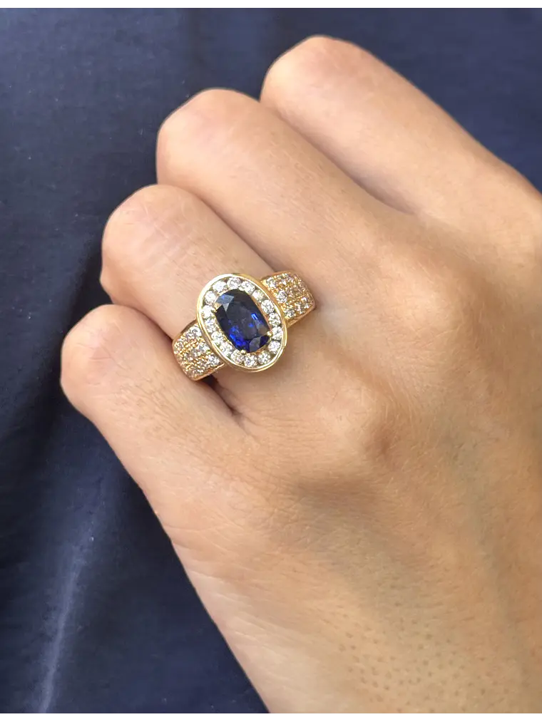 Gran Anillo Solitario Zafiro Azul Halo de Diamantes Naturales 3
