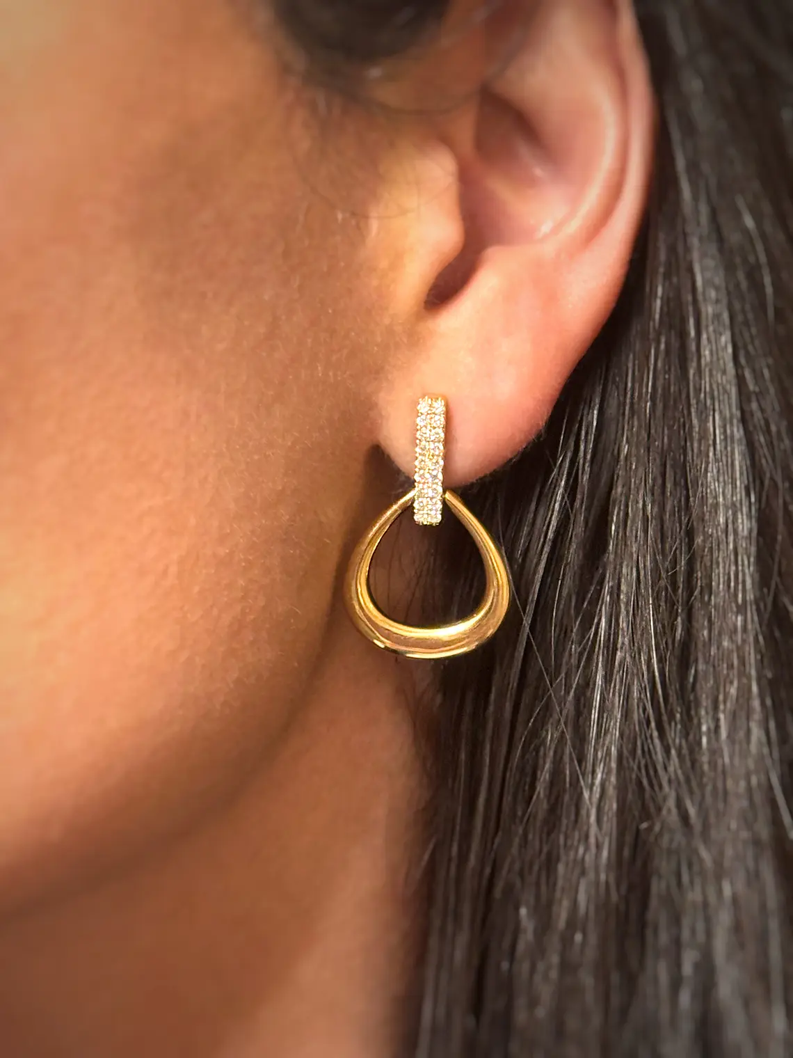 Bellísimos Aros Diamantes en Oro Amarillo 18K 3