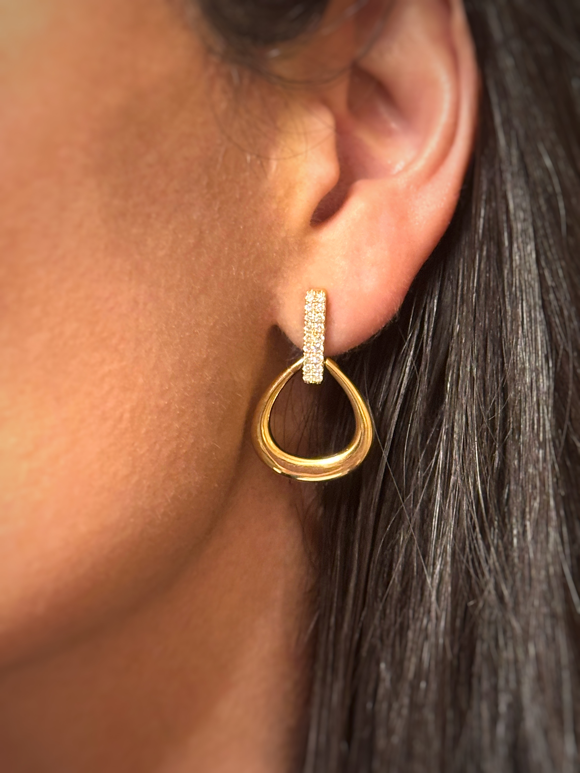 Bellísimos Aros Diamantes en Oro Amarillo 18K 3