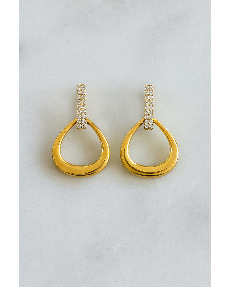 Bellísimos Aros Diamantes en Oro Amarillo 18K