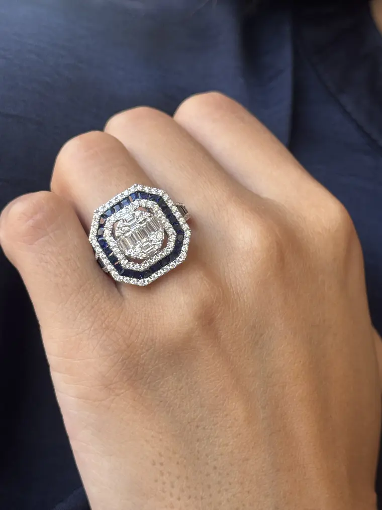 Magnífico Maxi Anillo Zafiros Azules y Diamantes Naturales Oro Blanco 18K 2