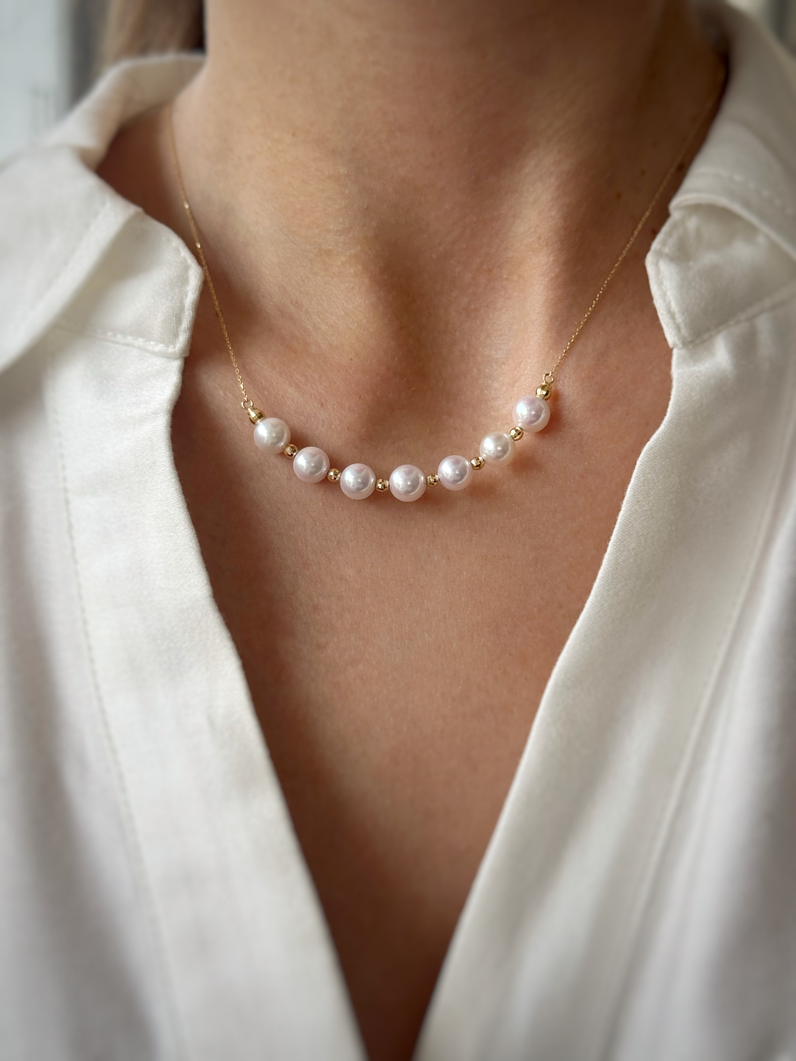 Collar Barrita Perlas y Bolitas Brillantes en Oro Blanco 18K 3