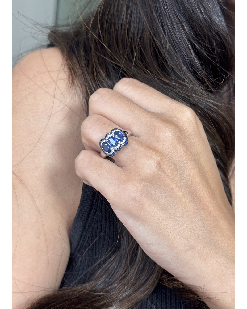 Anillo Cintillo Tricillo Zafiros Doble Halo Diamantes Oro Blanco 18K