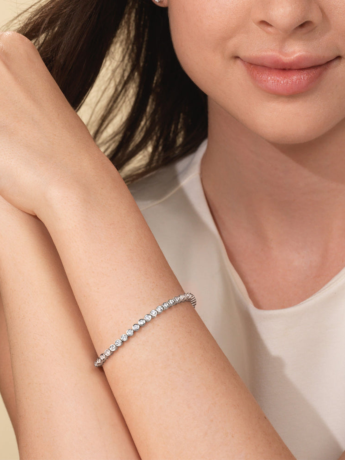 Maravillosa Pulsera Tennis Bisel con 1.05 Ct Diamantes en Oro Blanco 18K 6