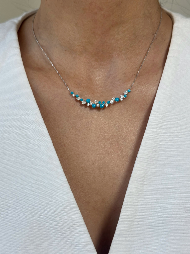 Collar Barrita Grande Diamantes y Turquesas Naturales en Oro Blanco 18K 2