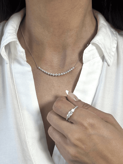 Collar Barrita Grande Diamantes Naturales en Oro Blanco 18K