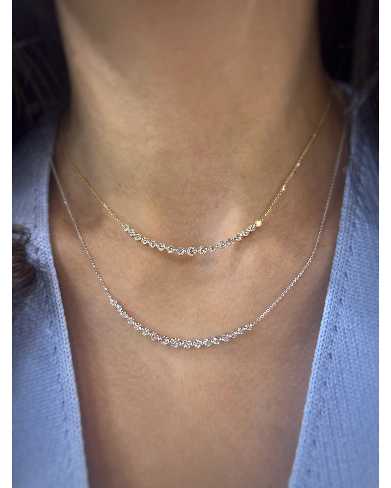 Collar Barrita Grande Diamantes Naturales en Oro Blanco 18K