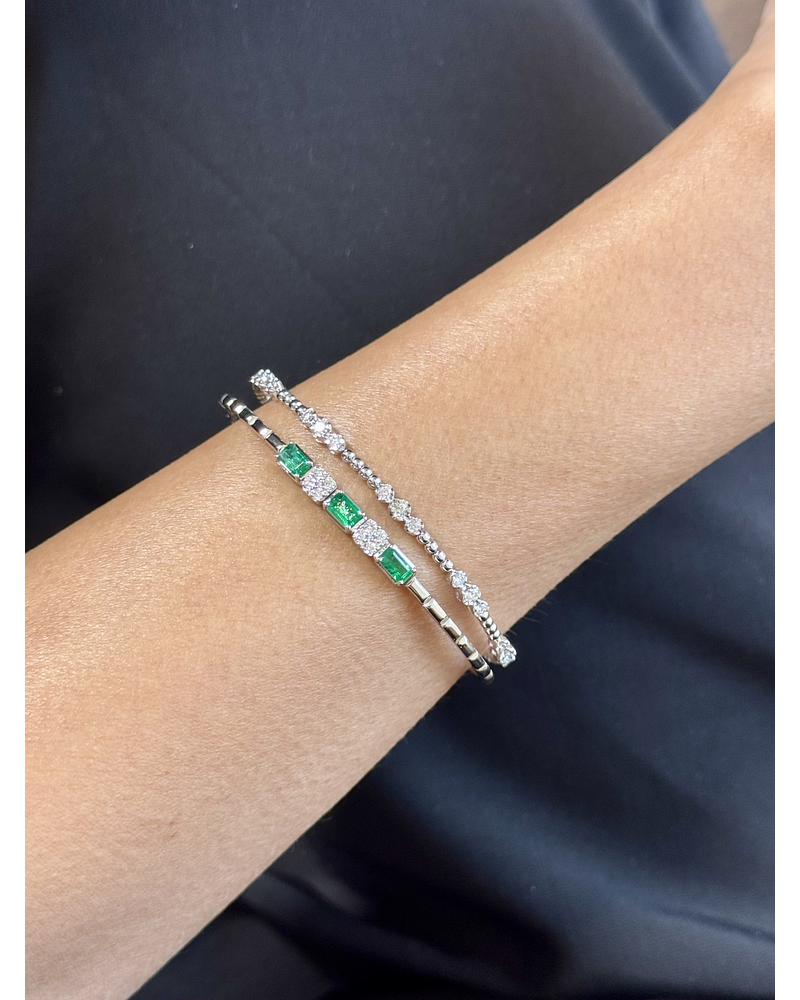 Preciosa Esclava Esmeralda y Diamantes en Oro Blanco 18K