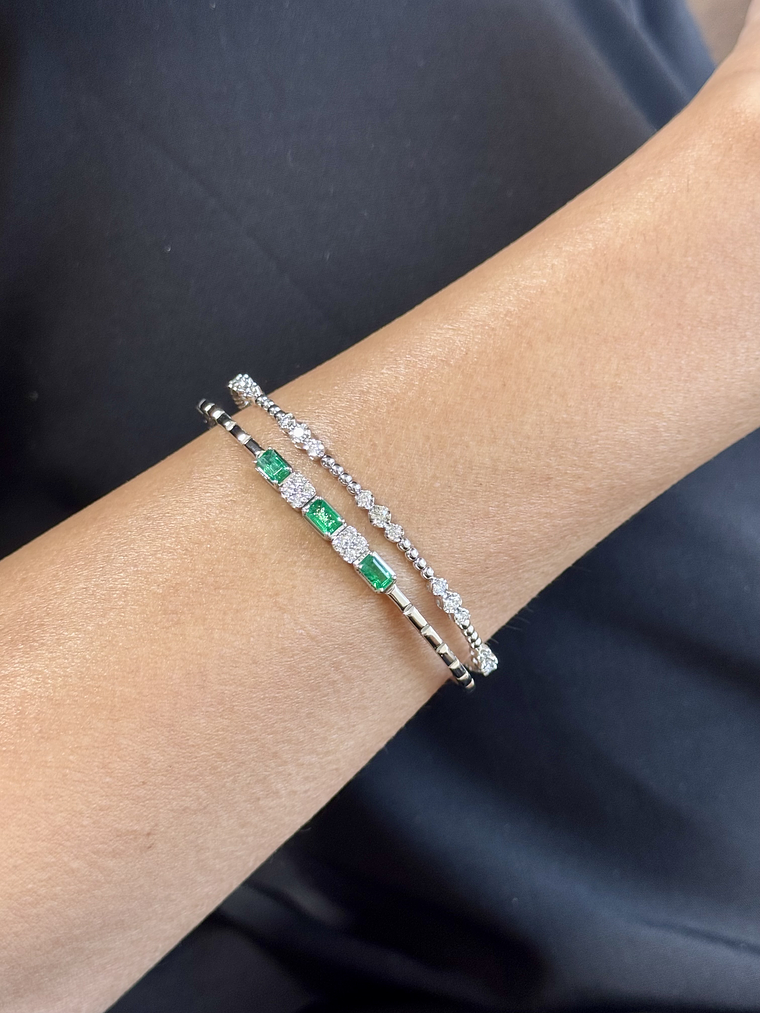 Preciosa Esclava Esmeralda y Diamantes en Oro Blanco 18K 3