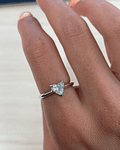Anillo Solitario Diamante Natural Corte Corazón en Platino