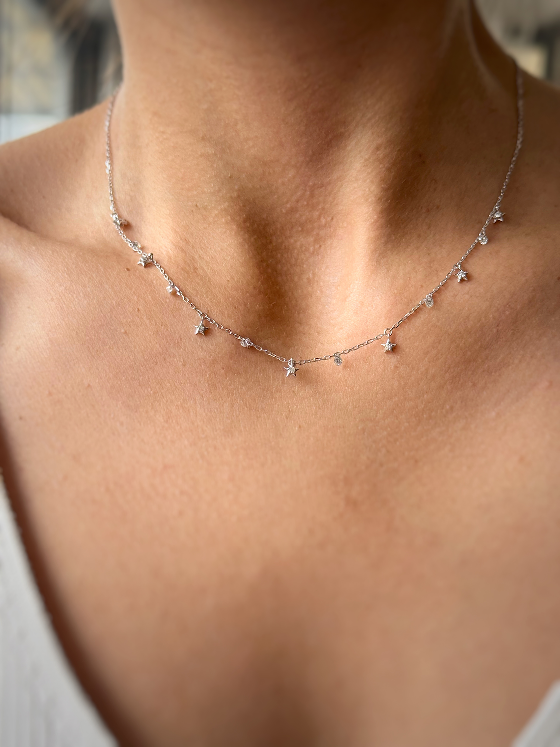 Collar Estrellas y Diamantes Naturales Colgantes en Oro Blanco 18K 2