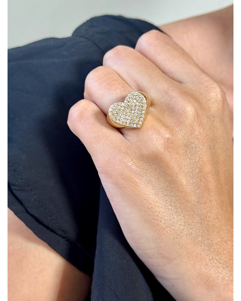 Maxi Anillo Forma Corazón Pavé Oro Amarillo 18K