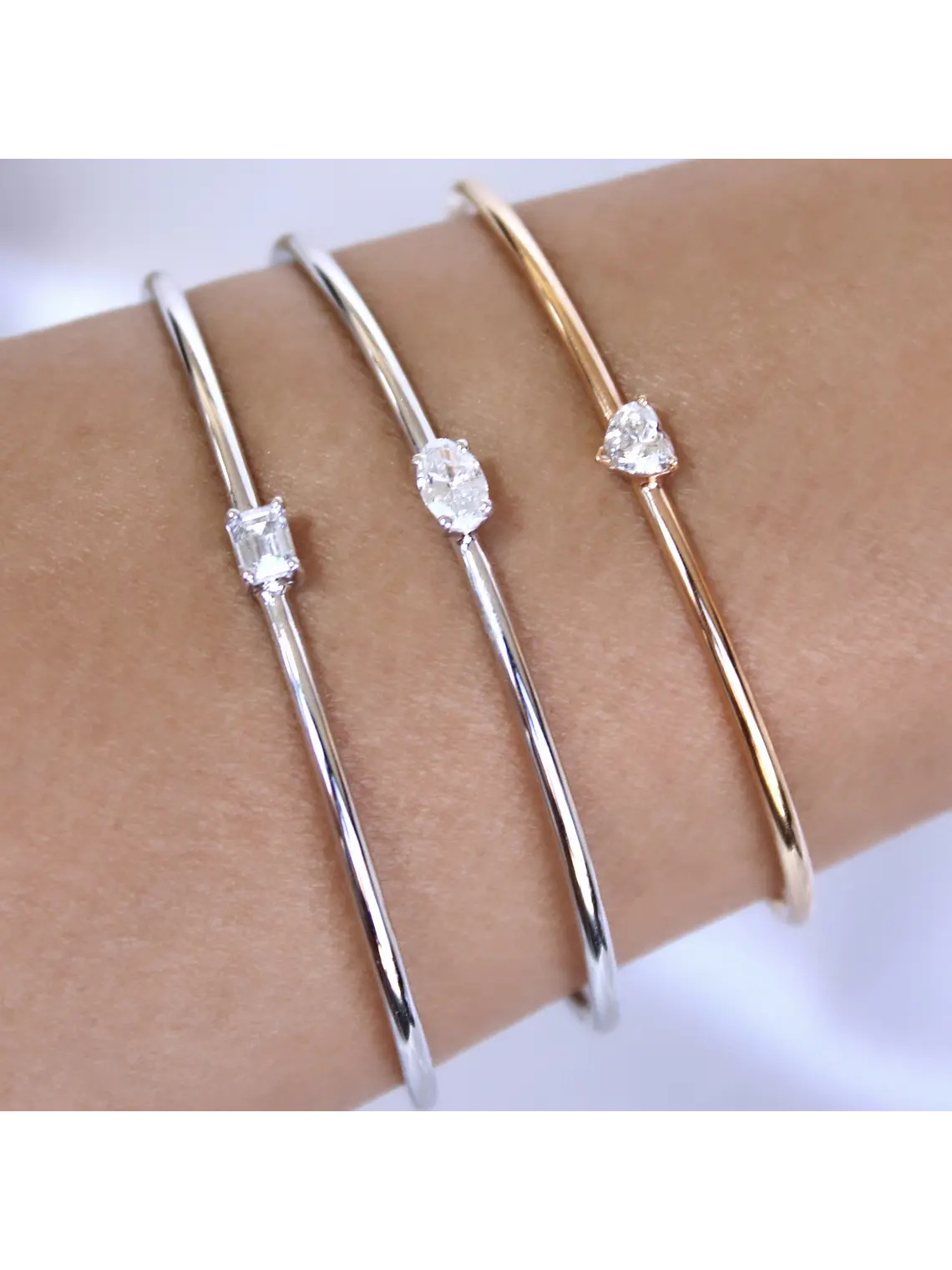 Preciosa Esclava Diamante Corte Oval y Oro Blanco 18K 2