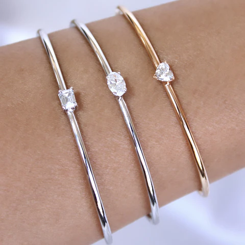 Preciosa Esclava Diamante Corte Oval y Oro Blanco 18K