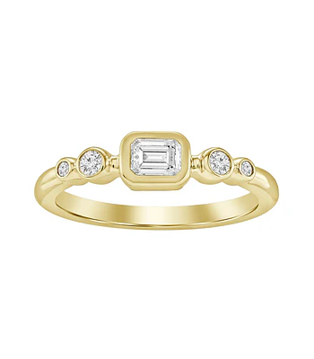 Anillo Solitario Diamante Natural Corte Esmeralda en Oro Amarillo 18K