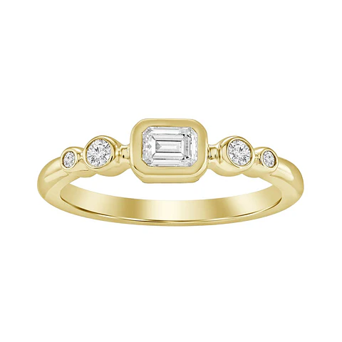 Anillo Solitario Diamante Natural Corte Esmeralda en Oro Amarillo 18K