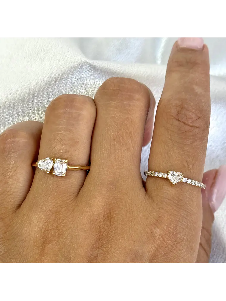 Anillo Solitario Diamante Corazón en Oro Blanco 18K 2