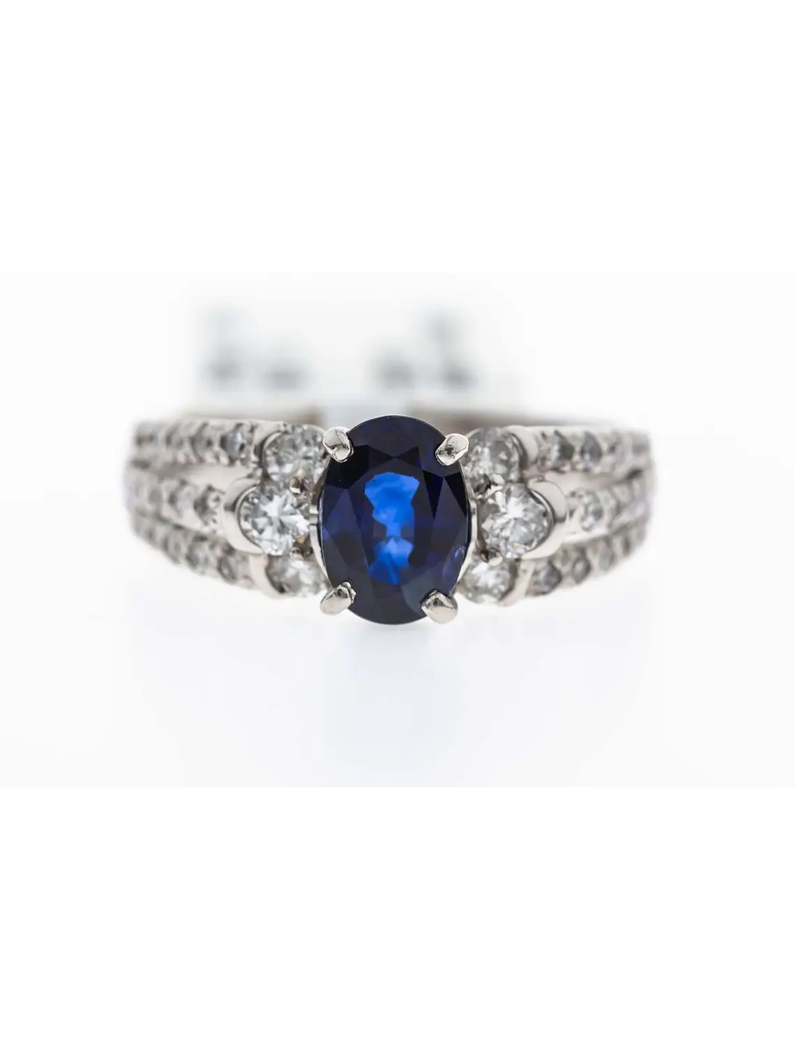 Precioso Anillo Solitario Zafiro Azul Certificado Internacional Diamantes Platino 2