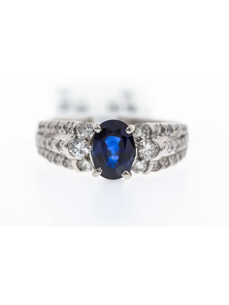 Precioso Anillo Solitario Zafiro Azul Certificado Internacional Diamantes Platino 2