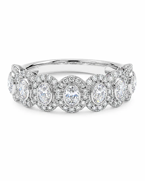 Gran Anillo Cintillo 7 Diamantes Ovales con Halo en Oro Blanco 18K