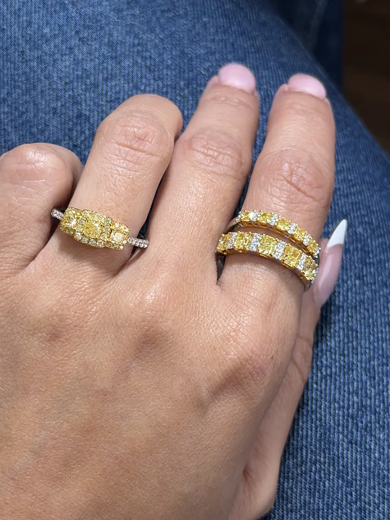 Anillo Cintillo Diamante Fancy Yellow Natural Gota Oro Blanco 18k 3