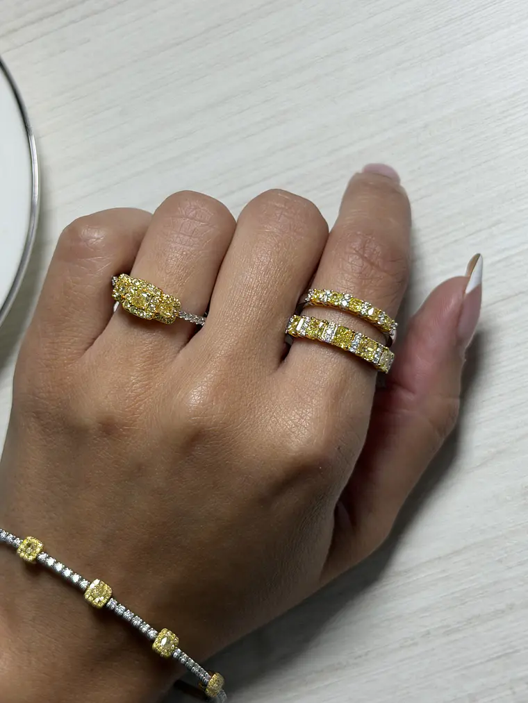 Anillo Cintillo Diamante Fancy Yellow Natural Gota Oro Blanco 18k 4