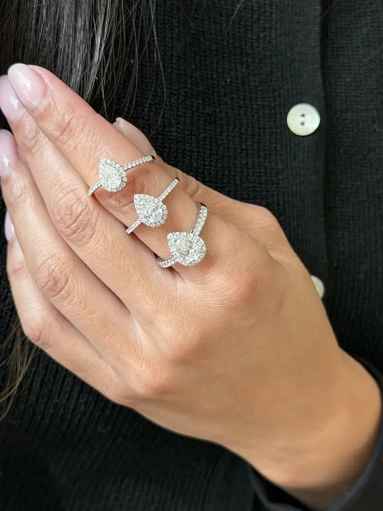 Anillo Solitario Corte Gota Pera Diamantes Naturales Oro Blanco 18K / GIA 3