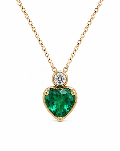 Collar Esmeralda Corazón y Brillante en Oro Amarillo 18K