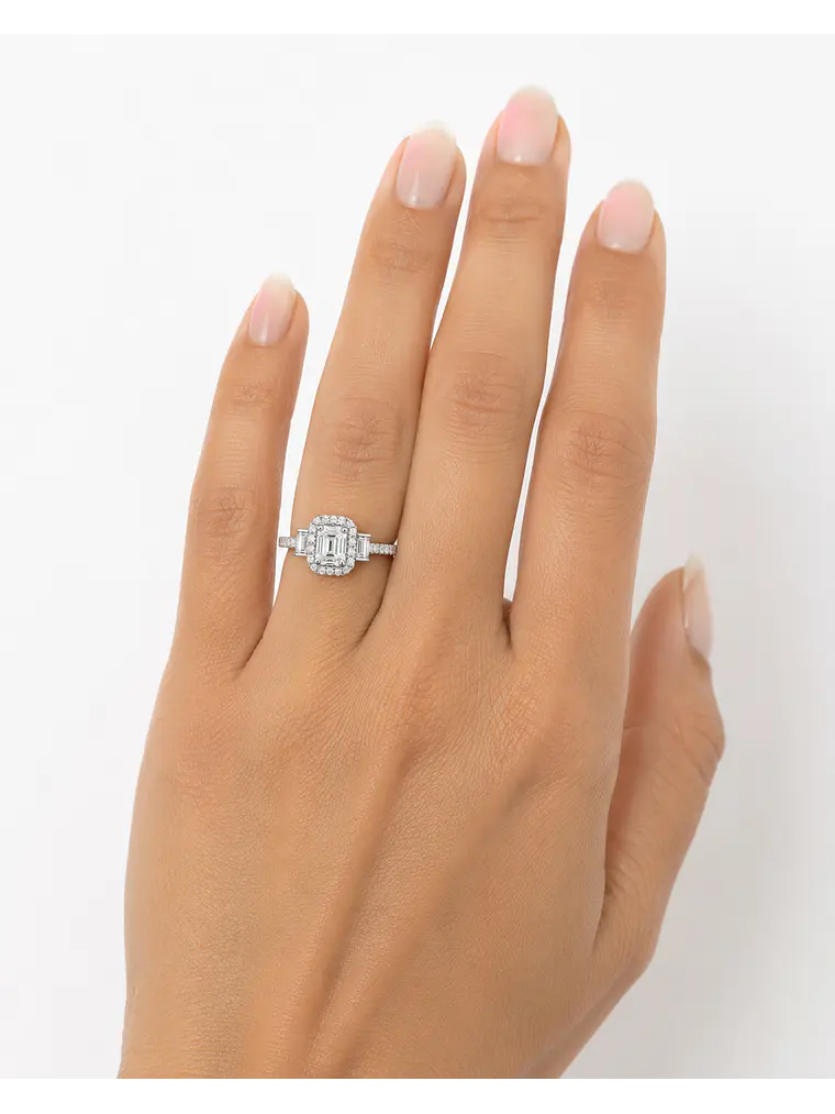 Exclusivo Anillo Tricillo Diamantes Esmeralda Baguette Oro Blanco 18K  2