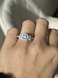 Exclusivo Anillo Tricillo Diamantes Esmeralda Oro Blanco 18K  - Miniatura 2