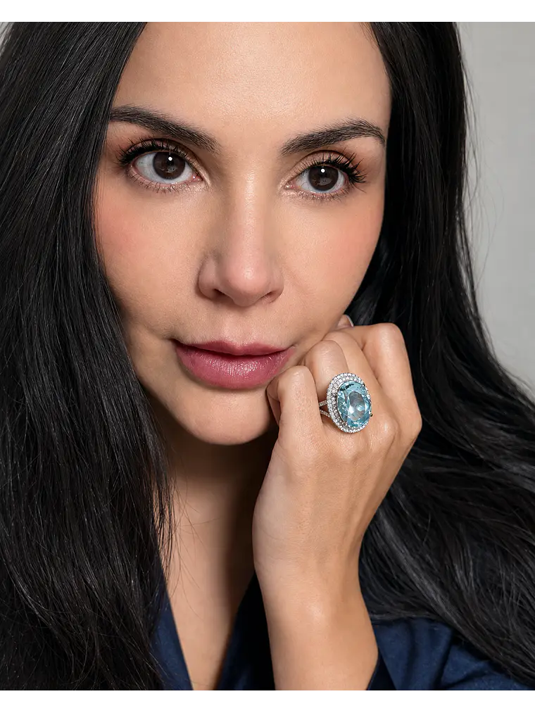 Gran Maxi Anillo Aguamarina y Diamantes Naturales en Platino 2