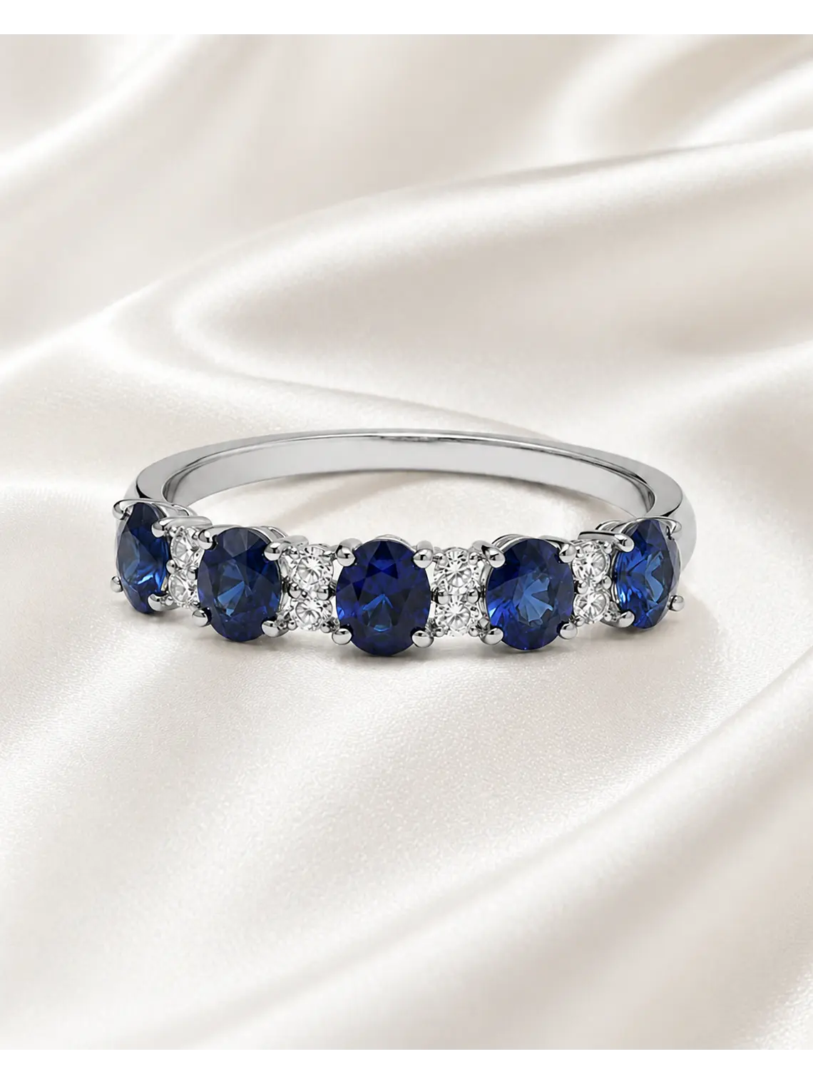 Anillo Cintillo Zafiros y Diamantes Oro Blanco 18K 2