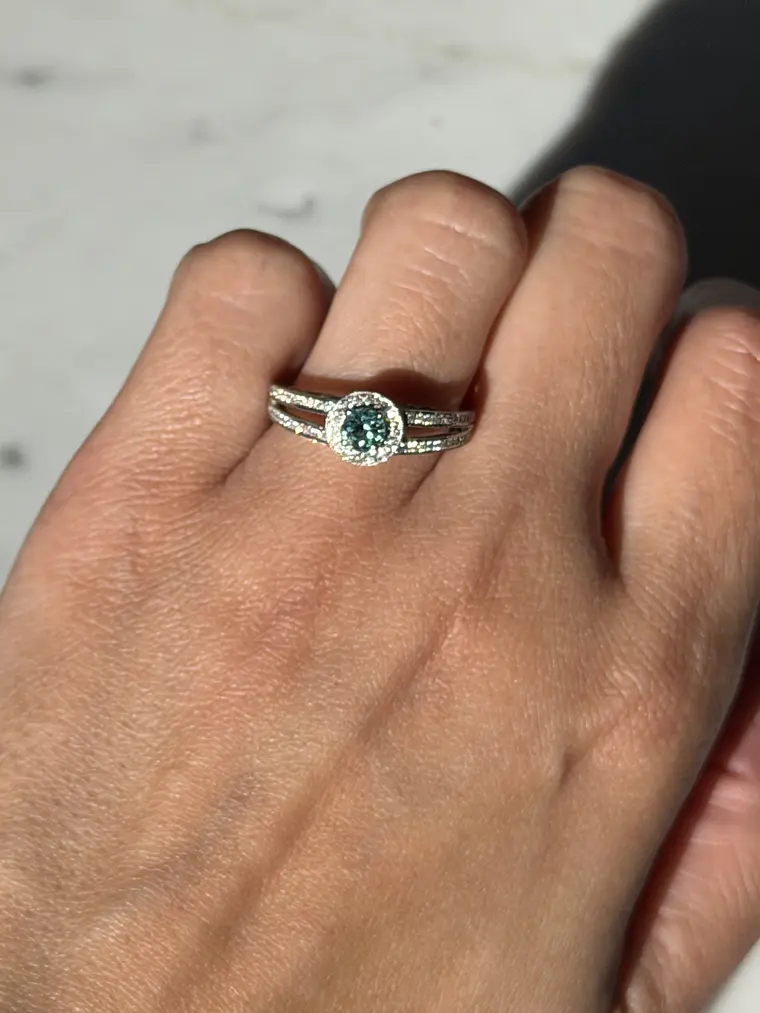 Precioso Anillo Turmalina Paraíba Natural y Diamantes en Oro Blanco 18K 3