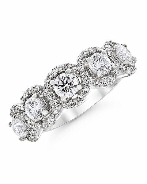 Gran Anillo Cintillo 7 Diamantes con Halo en Oro Blanco 18K