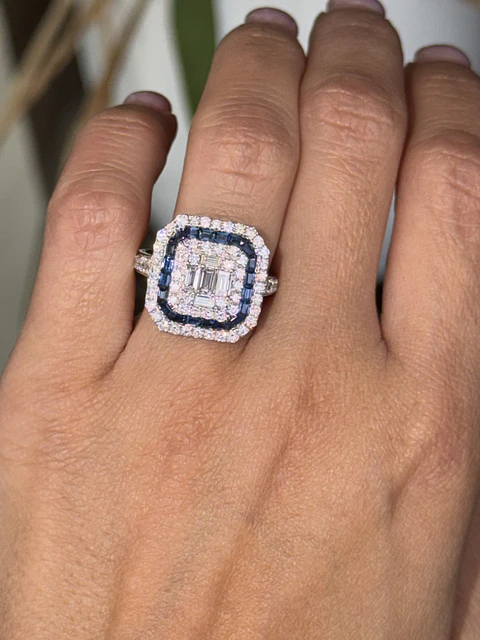 Magnífico Maxi Anillo Zafiros Azules y Diamantes Naturales Oro Blanco 18K