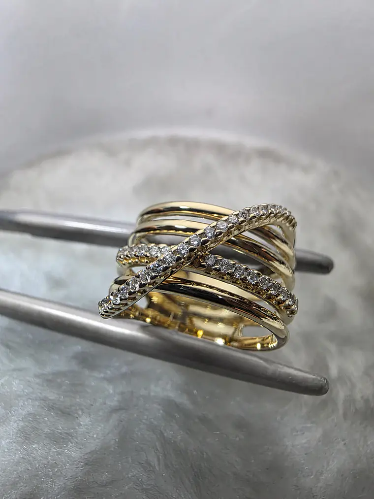 Anillo Cintillo Moderno Diamantes Oro Amarillo 18K 2