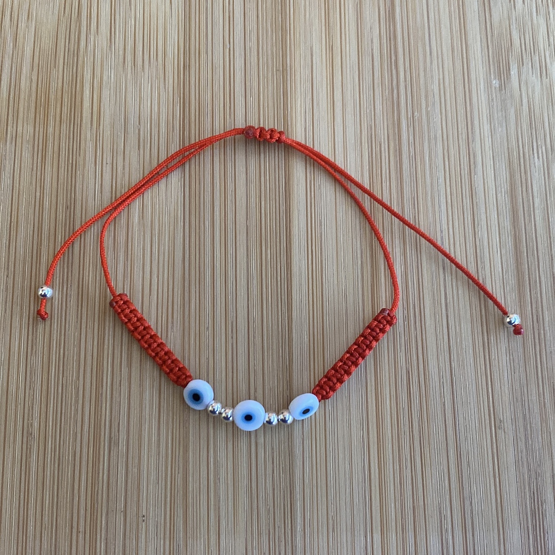 Pulsera de hilo Roja con ojos turco 1